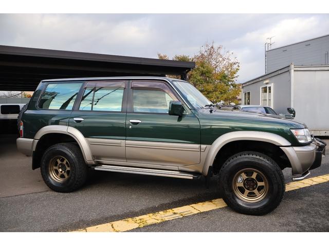 サファリ グランロード 4200ディーゼルターボ 4X4切替4WD 1ナンバー5人乗り ナビ サンルーフ Wエアコン レイズ16インチ鍛造AW ETC(9枚目)