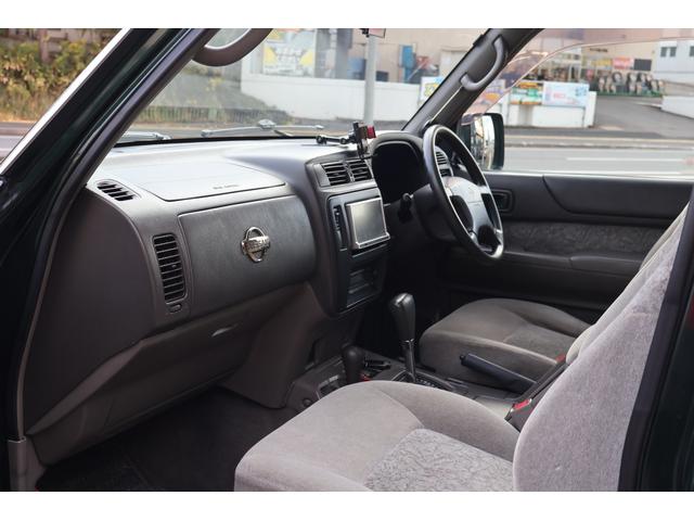 サファリ グランロード 4200ディーゼルターボ 4X4切替4WD 1ナンバー5人乗り ナビ サンルーフ Wエアコン レイズ16インチ鍛造AW ETC(22枚目)