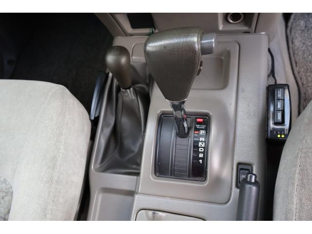 サファリ グランロード 4200ディーゼルターボ 4X4切替4WD 1ナンバー5人乗り ナビ サンルーフ Wエアコン レイズ16インチ鍛造AW ETC(40枚目)