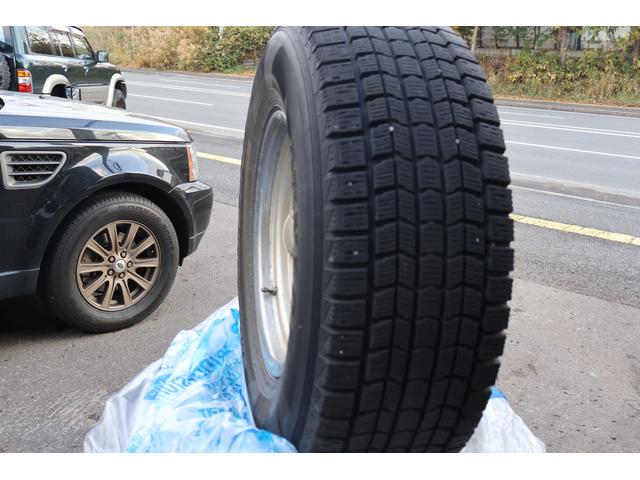 サファリ グランロード 4200ディーゼルターボ 4X4切替4WD 1ナンバー5人乗り ナビ サンルーフ Wエアコン レイズ16インチ鍛造AW ETC(66枚目)