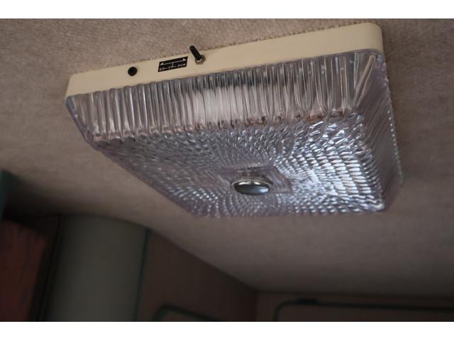 エルフトラック キャンピングカー TERRA500 4WD(切替) ディーゼル 5速マニュアル 7人乗り(55枚目)