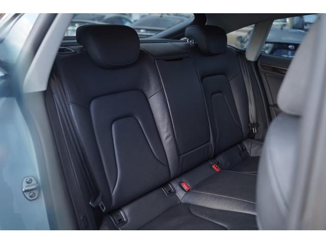 A5スポーツバック 2.0TFSIクワトロ 後期・黒革・ブラインドスポット・アダプティブクルコン(32枚目)