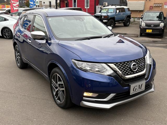 エクストレイル オーテック　４ＷＤ　７人乗り　インテリキー　純正ＳＤナビＴＶ　アラウンドビューモニター　プロパイロット　ドライブレコーダー　シートヒーター　エマージェンシーブレーキ　パワーバックドア（4枚目）