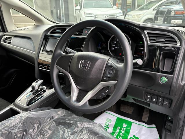 シャトル ハイブリッド ホンダセンシング 4WD 社外SDナビTV バックカメラ スマートキー ドライブレコーダー ETC ワイパーデアイサー ホンダセンシング クルーズコントロール(23枚目)