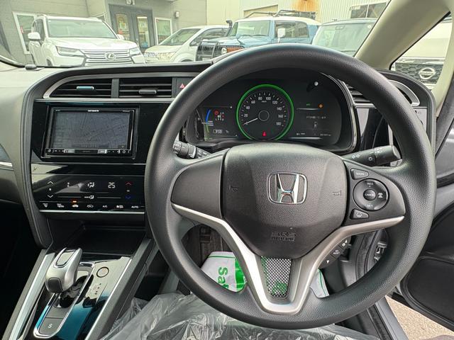 シャトル ハイブリッド ホンダセンシング 4WD 社外SDナビTV バックカメラ スマートキー ドライブレコーダー ETC ワイパーデアイサー ホンダセンシング クルーズコントロール(24枚目)