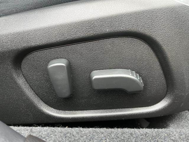 ＸＶ ２．０ｉ－Ｌ　アイサイト　４ＷＤ　ワンオーナー　スマートキー　社外メモリーナビＴＶ　バックカメラ　ＥＴＣ　アイサイト　ＨＩＤヘッドライト　オートクルーズ（29枚目）