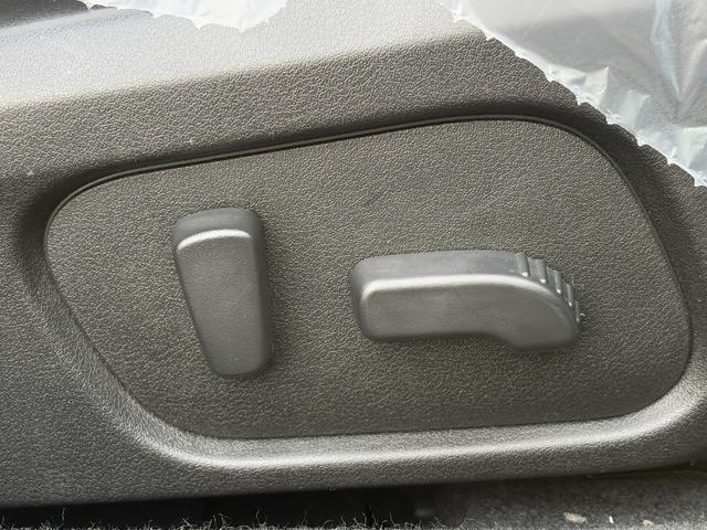 レヴォーグ １．６ＧＴアイサイト　Ｓスタイル　４ＷＤ　本州仕入れ　ワンオーナー　スマートキー　ＳＤナビＴＶ　バックカメラ　ＥＴＣ　パワーシート　アイサイト　クルーズコントロール　ＬＥＤヘッドライト（39枚目）