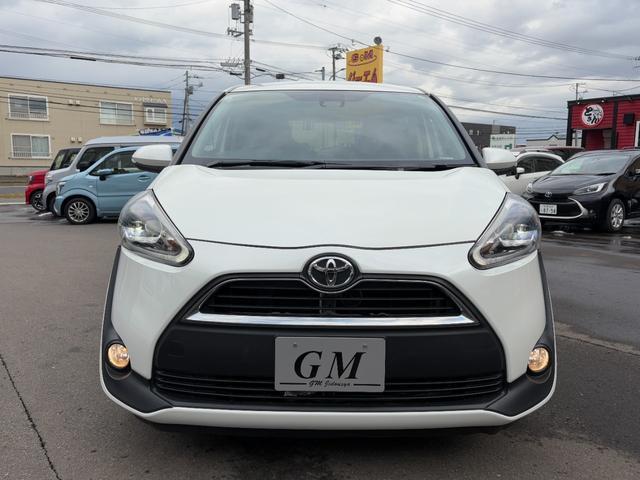 シエンタ Ｇ　クエロ　４ＷＤ　ユーザー下取り車　ワンオーナー　純正ＳＤナビＴＶ　バックカメラ　スマートキー　ＥＴＣ　エンジンスターター　両側パワースライドドア　セーフティセンス　寒冷地仕様　横滑り防止装置（2枚目）