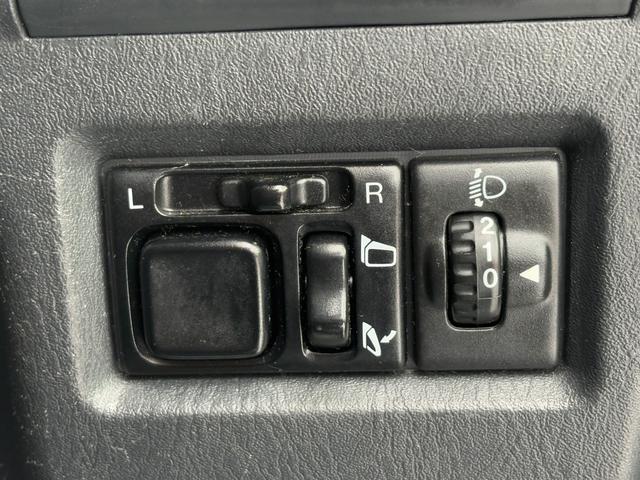 ジムニー ランドベンチャー 4WD 本州仕入れ キーレス 社外ナビTV ETC シートヒーター 社外LEDライト レザーシート(29枚目)