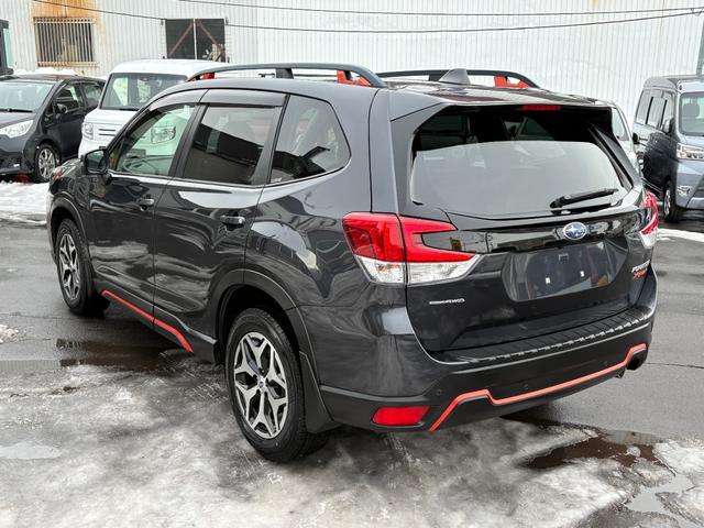 フォレスター Ｘ－ブレイク　４ＷＤ　ワンオーナー　ユーザー下取り車　ダイアトーンナビＴＶ　バックカメラ　ＥＴＣ　ドライブレコーダー　エンジンスターター　両側シートヒーター　パワーバックドア　パワーシート　ＬＥＤヘッドライト（10枚目）