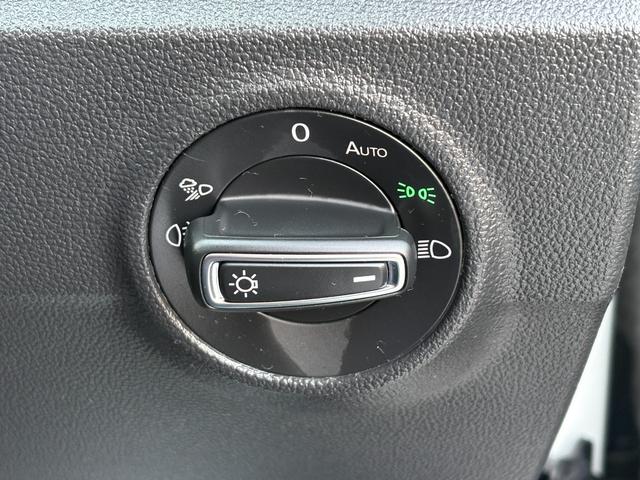 Ｔ－ロック ＴＳＩ　スタイル　ユーザー下取り車　純正メモリーナビ　バックカメラ　ＥＴＣ２．０　パーキングアシスト　アイドリングストップ　クルーズコントロール　パワーバックドア　ハーフレザーシート（32枚目）