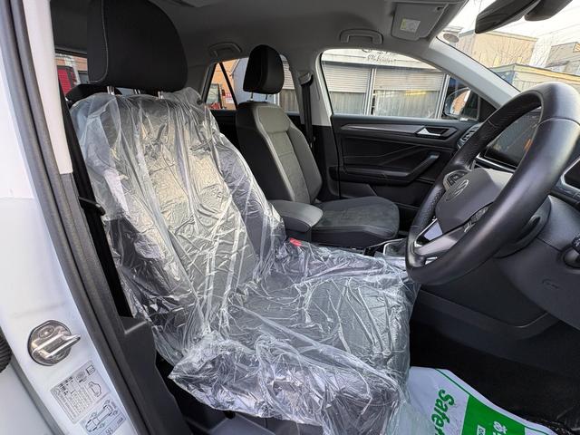 Ｔ－ロック ＴＳＩ　スタイル　ユーザー下取り車　純正メモリーナビ　バックカメラ　ＥＴＣ２．０　パーキングアシスト　アイドリングストップ　クルーズコントロール　パワーバックドア　ハーフレザーシート（39枚目）