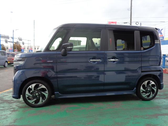 スペーシアカスタム カスタム　ＨＹＢＲＩＤ　ＸＳターボ　バックカメラ　スライドドア　純正ナビ　スズキセーフティーサポート　ワンオーナー　４ＷＤ（8枚目）