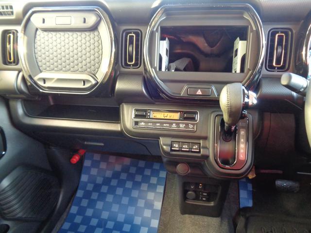 ハスラー ＨＹＢＲＩＤ　Ｘ　３型　スズキセーフティーサポート　ワンオーナー　４ＷＤ　衝突被害軽減システム　衝突安全ボディ　盗難防止システム　アイドリングストップ　横滑り防止機能（10枚目）