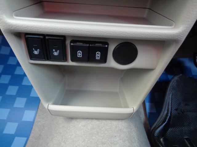 アルトラパンLC LC X 4型 プッシュスタート オートライト シートヒーター オートエアコン スズキセーフティーサポート ワンオーナー 4WD 衝突被害軽減システム 衝突安全ボディ アイドリングストップ(12枚目)