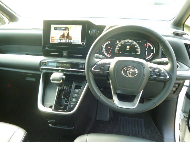 ノア Ｓ－Ｚ　４ＷＤ　ナビ　フルセグＴＶ　ＥＴＣ　両側パワスラ　寒冷地仕様（10枚目）