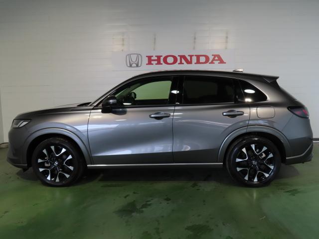 ZR-V Z デモカーUP 4WD コネクト MBカメラ 前後ドラレコ 冬タイヤSET メモリーナビ ETC 革シート アルミホイール フルセグ 電動リアゲート シートヒーター オートクルーズコントロール エアコン(8枚目)