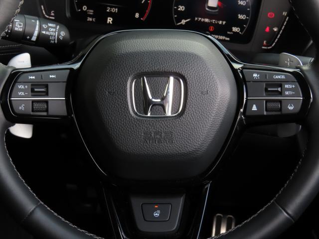 ZR-V Z デモカーUP 4WD コネクト MBカメラ 前後ドラレコ 冬タイヤSET メモリーナビ ETC 革シート アルミホイール フルセグ 電動リアゲート シートヒーター オートクルーズコントロール エアコン(15枚目)