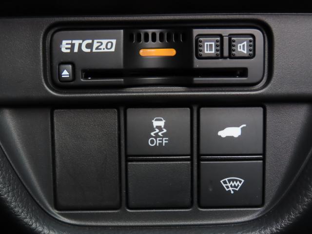 ZR-V Z デモカーUP 4WD コネクト MBカメラ 前後ドラレコ 冬タイヤSET メモリーナビ ETC 革シート アルミホイール フルセグ 電動リアゲート シートヒーター オートクルーズコントロール エアコン(17枚目)