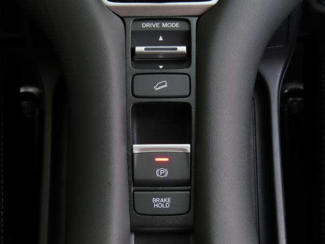 ZR-V Z デモカーUP 4WD コネクト MBカメラ 前後ドラレコ 冬タイヤSET メモリーナビ ETC 革シート アルミホイール フルセグ 電動リアゲート シートヒーター オートクルーズコントロール エアコン(19枚目)