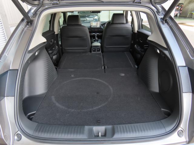 ZR-V Z デモカーUP 4WD コネクト MBカメラ 前後ドラレコ 冬タイヤSET メモリーナビ ETC 革シート アルミホイール フルセグ 電動リアゲート シートヒーター オートクルーズコントロール エアコン(24枚目)