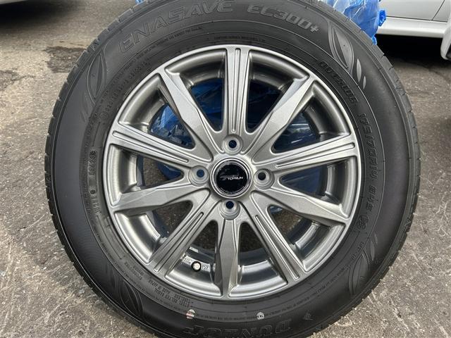 ヤリス Ｘ　４ＷＤ　メモリーナビ　バックカメラ　衝突被害軽減システム　ＥＴＣ（11枚目）