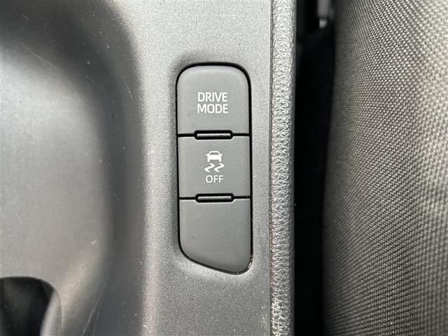 ヤリス Ｘ　４ＷＤ　メモリーナビ　バックカメラ　衝突被害軽減システム　ＥＴＣ（28枚目）