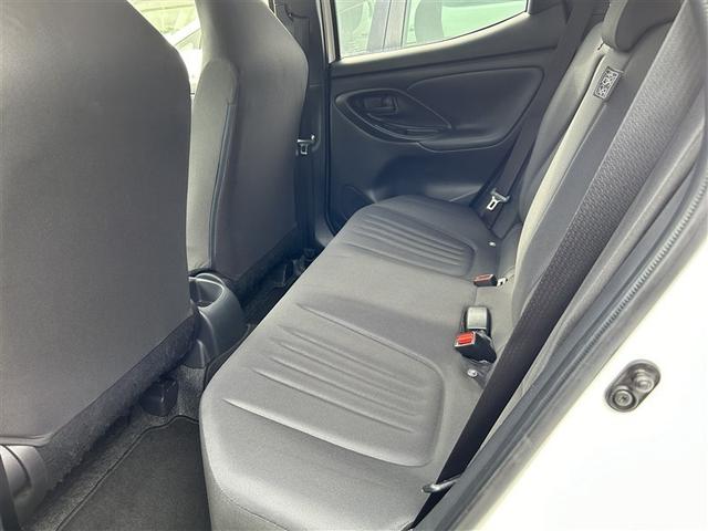 ヤリス Ｘ　４ＷＤ　メモリーナビ　バックカメラ　衝突被害軽減システム　ＥＴＣ（34枚目）