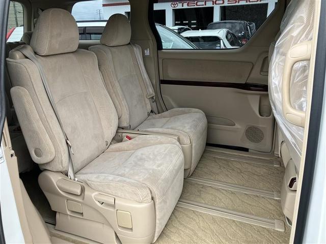 アルファード ２４０Ｇ　４ＷＤ　メモリーナビ　バックカメラ　ＥＴＣ　両側電動スライド　ＨＩＤヘッドライト　乗車定員７人（9枚目）