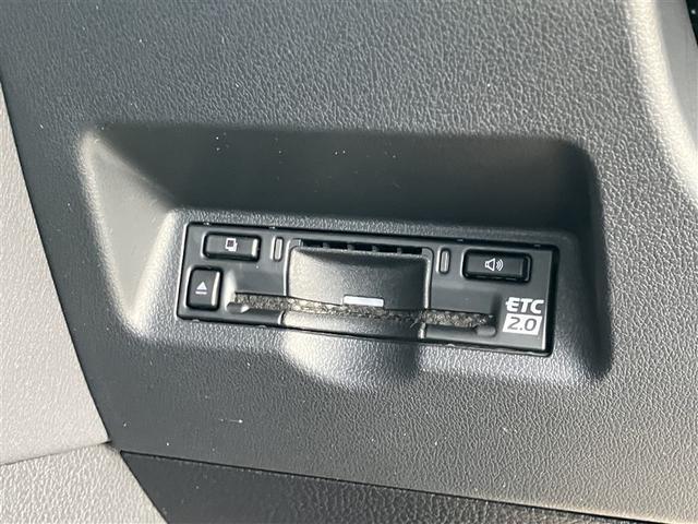 アルファード Ｚ　サンルーフ　４ＷＤ　フルセグ　メモリーナビ　後席モニター　バックカメラ　衝突被害軽減システム　ＥＴＣ　両側電動スライド　ＬＥＤヘッドランプ　乗車定員７人　ワンオーナー（22枚目）