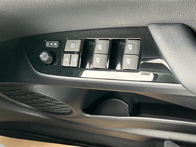 プリウス Ａツーリングセレクション　４ＷＤ　フルセグ　メモリーナビ　バックカメラ　衝突被害軽減システム　ＥＴＣ　ＬＥＤヘッドランプ　記録簿（20枚目）