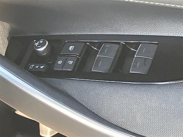 カローラ ハイブリッド S 4WD フルセグ バックカメラ 衝突被害軽減システム ETC LEDヘッドランプ(17枚目)