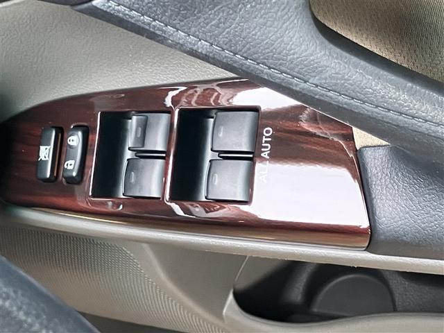 マークX 250G Four サンルーフ 4WD HDDナビ DVD再生 バックカメラ HIDヘッドライト(16枚目)