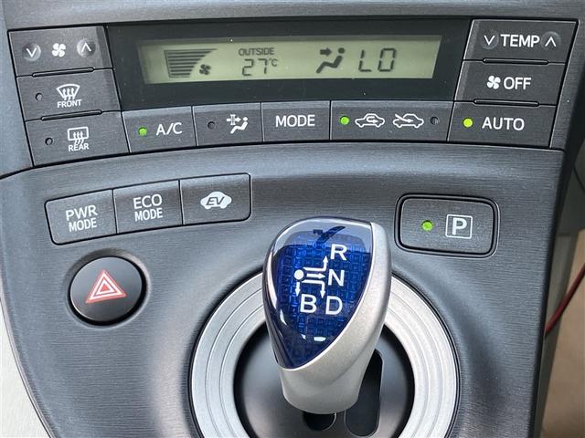 プリウス S ワンセグ HDDナビ バックカメラ ETC 記録簿(13枚目)