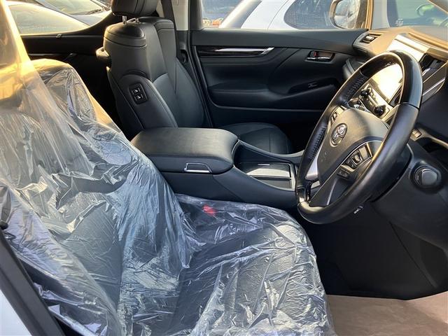 アルファード 2.5S Cパッケージ 4WD フルセグ メモリーナビ 後席モニター バックカメラ 衝突被害軽減システム ETC 両側電動スライド LEDヘッドランプ 乗車定員7人 記録簿 アイドリングストップ(3枚目)