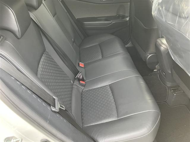 Ｃ－ＨＲ Ｇ　フルセグ　メモリーナビ　バックカメラ　衝突被害軽減システム　ＥＴＣ　ＬＥＤヘッドランプ　フルエアロ　アイドリングストップ（5枚目）