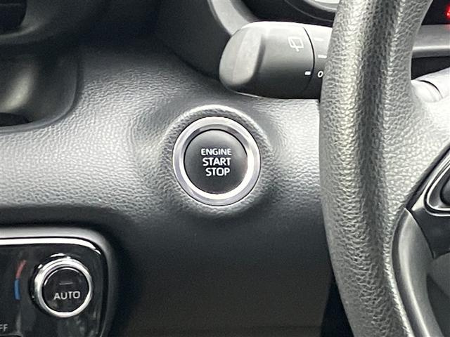 ヤリス Ｇ　４ＷＤ　バックカメラ　衝突被害軽減システム　記録簿（16枚目）