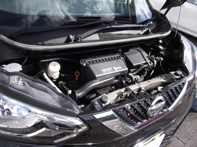 デイズ Ｘ　６６０　Ｘ　４ＷＤ　エマージェンシーブレーキ・ＶＤＣ・ＬＤＷ・ディ（8枚目）
