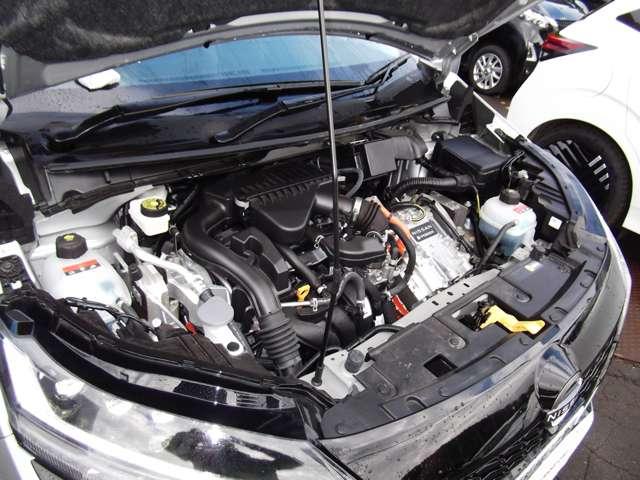 オーラ 1.2 G FOUR レザーエディション 4WD エマージェンシーブレーキ・VDC・レザーシ(9枚目)