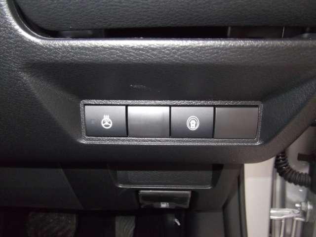 オーラ 1.2 G FOUR レザーエディション 4WD エマージェンシーブレーキ・VDC・レザーシ(16枚目)