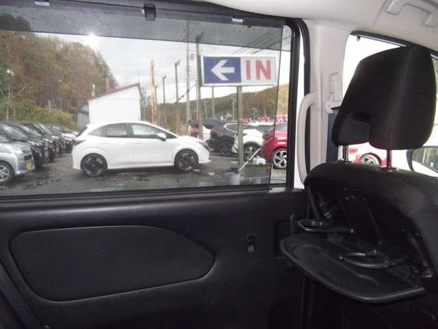 セレナ 2.0 XV 4WD エマージェンシーブレーキ・VDC・後席モニ(14枚目)