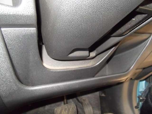 ノート １．２　Ｘ　ＦＯＵＲ　４ＷＤ　エマージェンシーブレーキ・ＶＤＣ・ＬＤＷ・ナビ（17枚目）