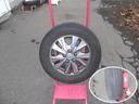 ・夏タイヤには純正アルミ (タイヤの残り溝は少ないのでご相談下さい。)