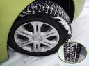スタッドレスタイヤには純正ホイールカバー＋スチールホイール　（タイヤの残り溝は約７ミリです。）
