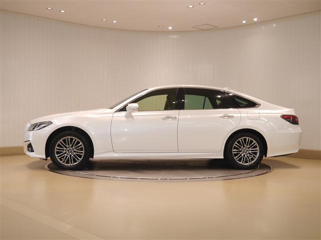 クラウンハイブリッド Ｓ　Ｆｏｕｒ　クルコン　地デジ　Ｂカメラ　電動シート　盗難防止装置　寒冷地　ＤＶＤ　ＬＥＤヘッド　スマートキー　アイドリングストップ　エアバッグ　ＡＢＳ　ＥＴＣ　ミュージックプレイヤー接続可　横滑り防止装置　４ＷＤ（2枚目）