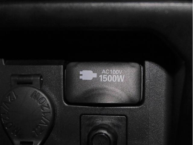 クラウンハイブリッド Ｓ　Ｆｏｕｒ　クルコン　地デジ　Ｂカメラ　電動シート　盗難防止装置　寒冷地　ＤＶＤ　ＬＥＤヘッド　スマートキー　アイドリングストップ　エアバッグ　ＡＢＳ　ＥＴＣ　ミュージックプレイヤー接続可　横滑り防止装置　４ＷＤ（25枚目）