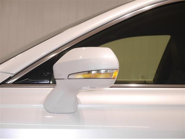 クラウンハイブリッド Ｓ　Ｆｏｕｒ　クルコン　地デジ　Ｂカメラ　電動シート　盗難防止装置　寒冷地　ＤＶＤ　ＬＥＤヘッド　スマートキー　アイドリングストップ　エアバッグ　ＡＢＳ　ＥＴＣ　ミュージックプレイヤー接続可　横滑り防止装置　４ＷＤ（36枚目）