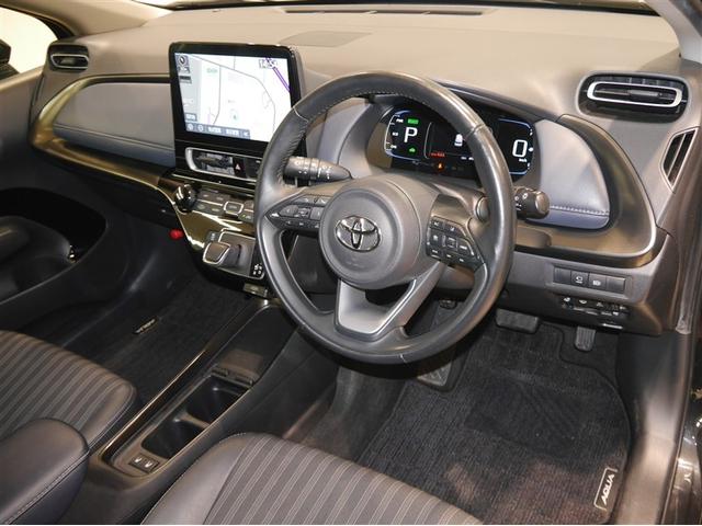 アクア Ｚ　クルコン　ドライブレコーダー　フルセグ　Ｂカメ　横滑り防止装置　盗難防止システム　スマートキー　ＥＴＣ　寒冷地仕様　ＡＣ１００Ｖ電源　ＡＷ　ミュージックプレイヤー接続可　メモリーナビ　オートエアコン（4枚目）