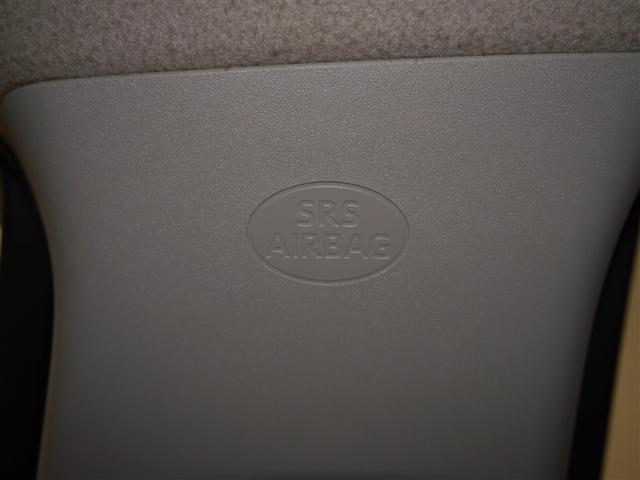 アクア Ｚ　クルコン　ドライブレコーダー　フルセグ　Ｂカメ　横滑り防止装置　盗難防止システム　スマートキー　ＥＴＣ　寒冷地仕様　ＡＣ１００Ｖ電源　ＡＷ　ミュージックプレイヤー接続可　メモリーナビ　オートエアコン（32枚目）