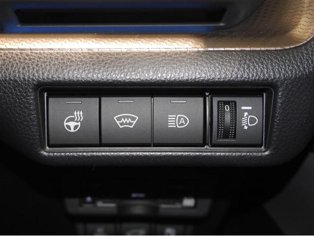 プリウス Ｚ　インテリジェントクリアランスソナー　ＰＷシート　ムーンルーフ　地デジＴＶ　ナビＴＶ　ＡＷ　ＬＥＤヘッドライト　エアコン　バックモニター　ドライブレコーダー　寒冷地仕様車　ＡＣ１００Ｖ　オートクルーズ（24枚目）